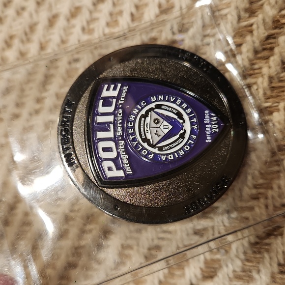 FPU Challenge Coin - Picture 4 of 9